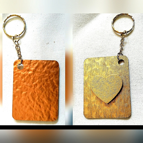 NEW Handmade Keychain Bag Tag! Copper Muro3. Gold Wooden Heart. Unisex. - Picture 7 of 7